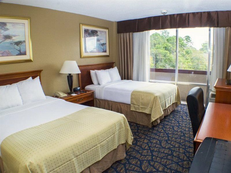 Holiday Inn Gainesville-University Center By Ihg Exterior foto