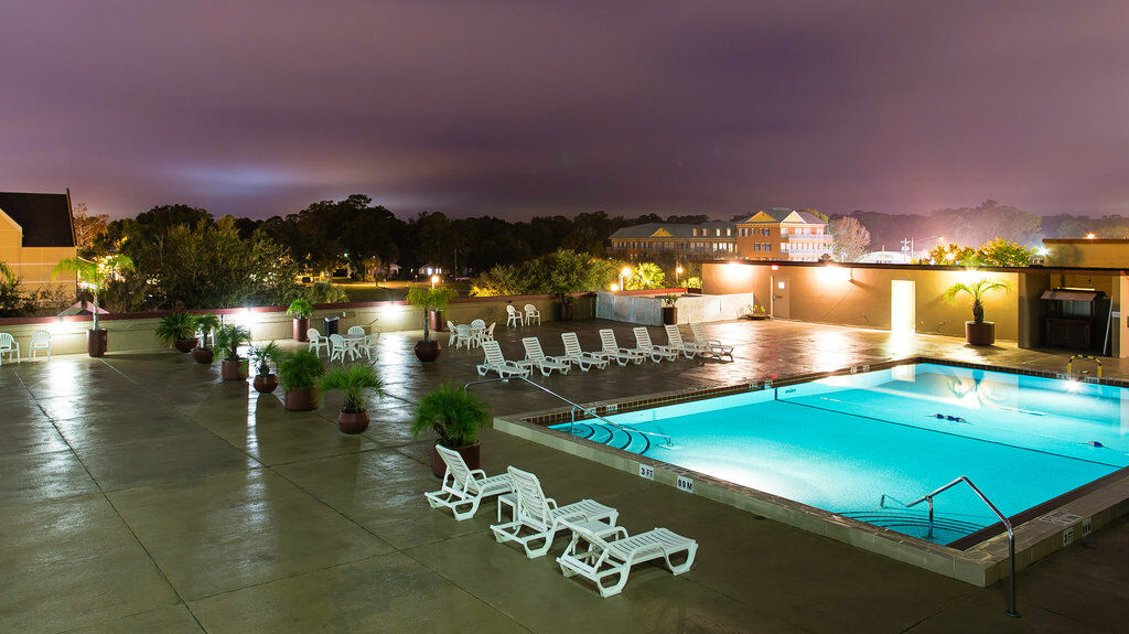 Holiday Inn Gainesville-University Center By Ihg Exterior foto